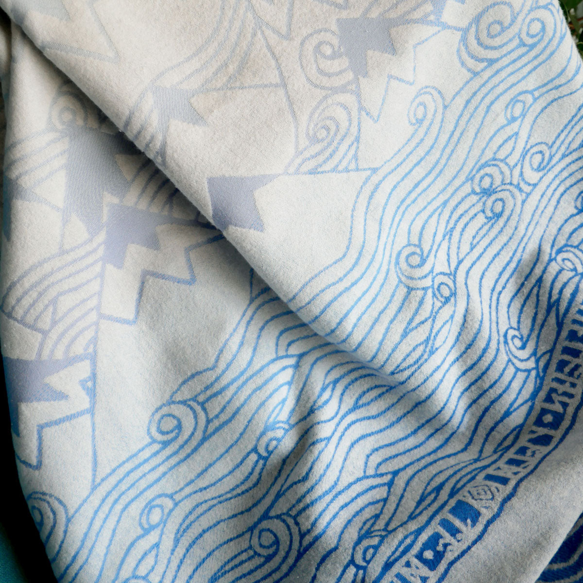 MISTY MOUNTAINS™ Aduial Blanket