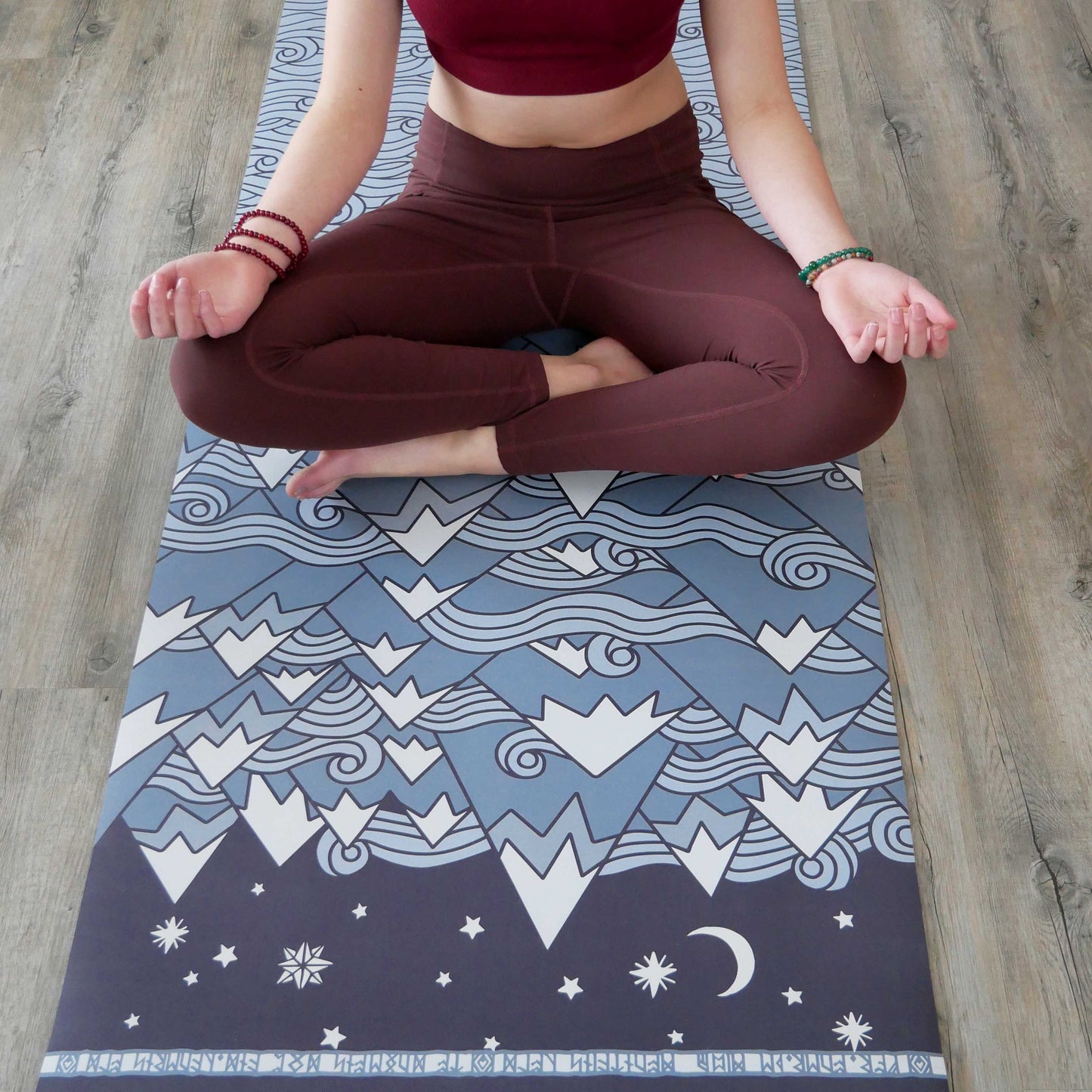 Esterilla de yoga MISTY MOUNTAINS™