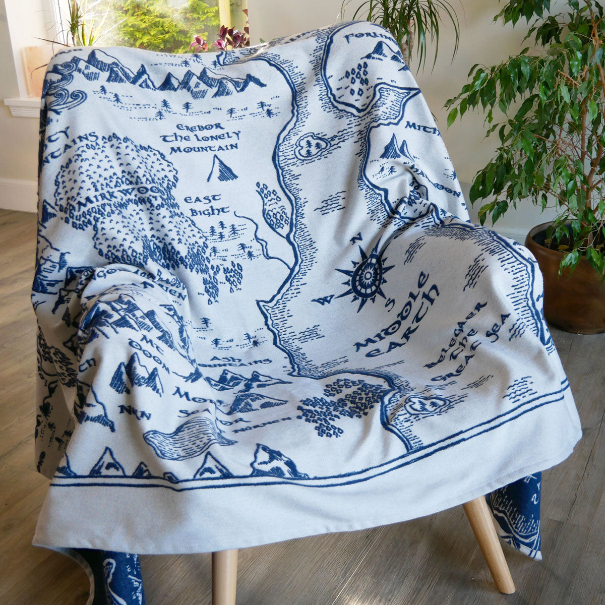 Realm of MIDDLE-EARTH™ Ink Blanket