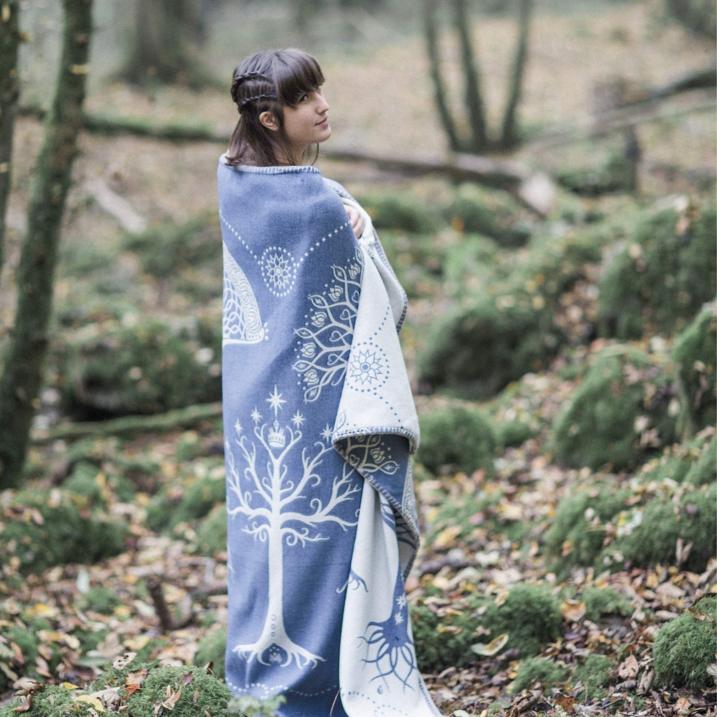 ANCIENTS OF GONDOR™ 'Hith' Throw/Yoga Blanket