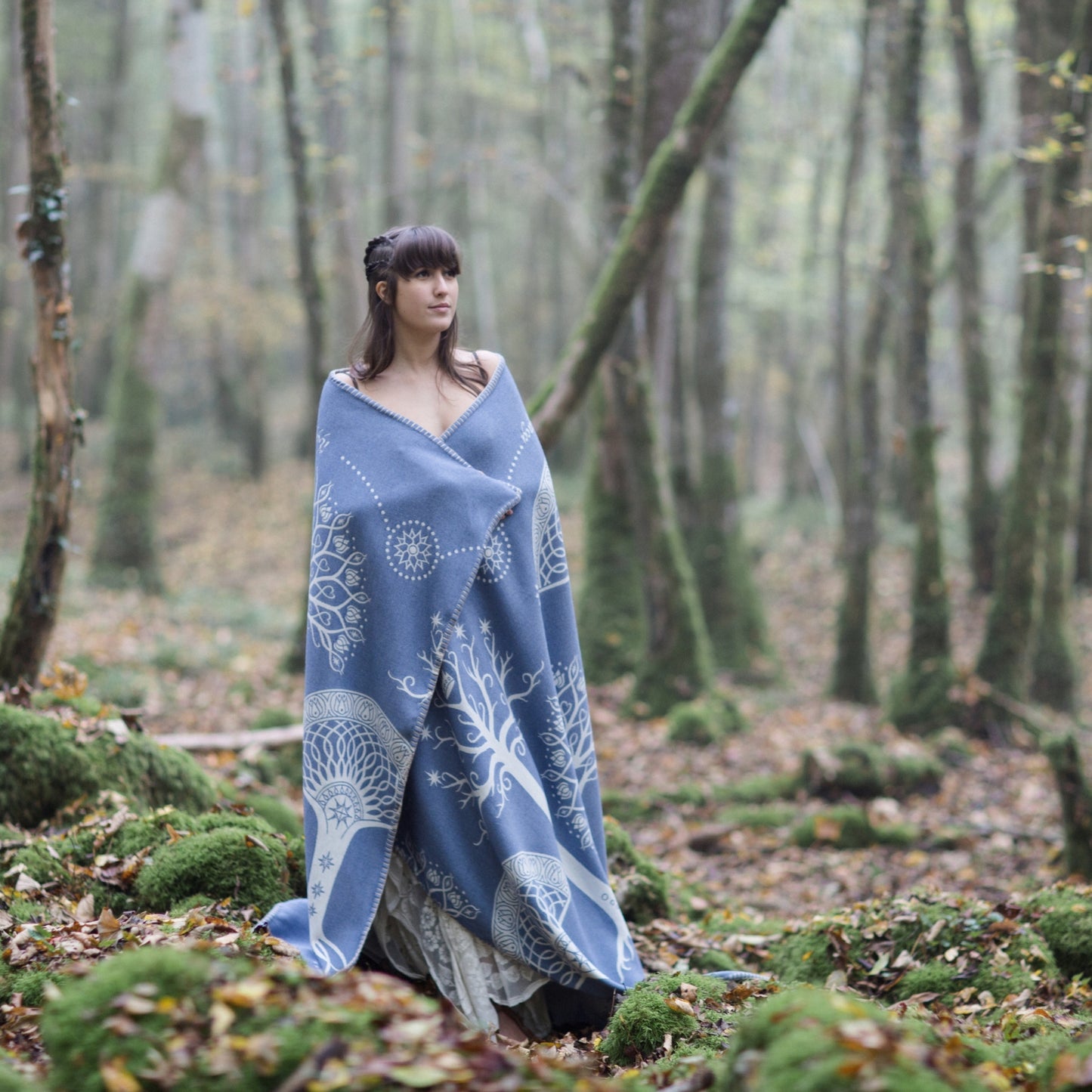 ANCIENTS OF GONDOR™ 'Hith' Throw/Yoga Blanket
