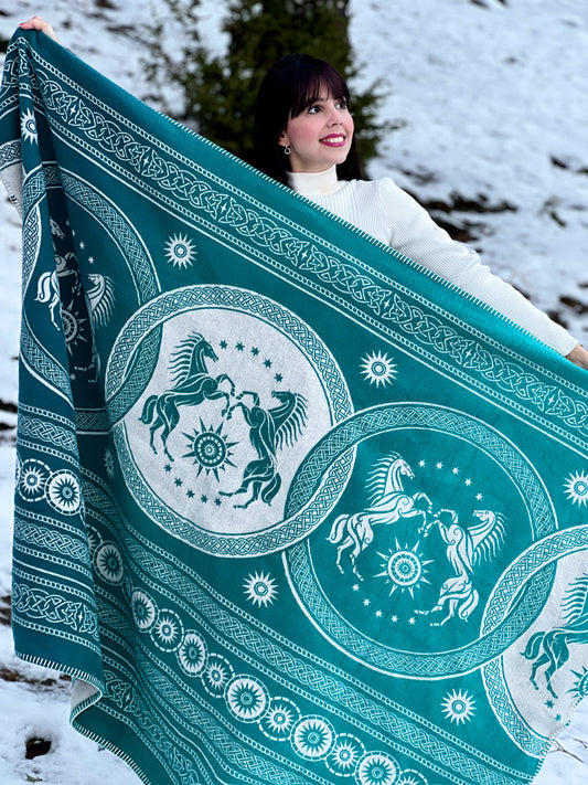 ROHAN™ 'Entwash' Yoga Blanket/Throw