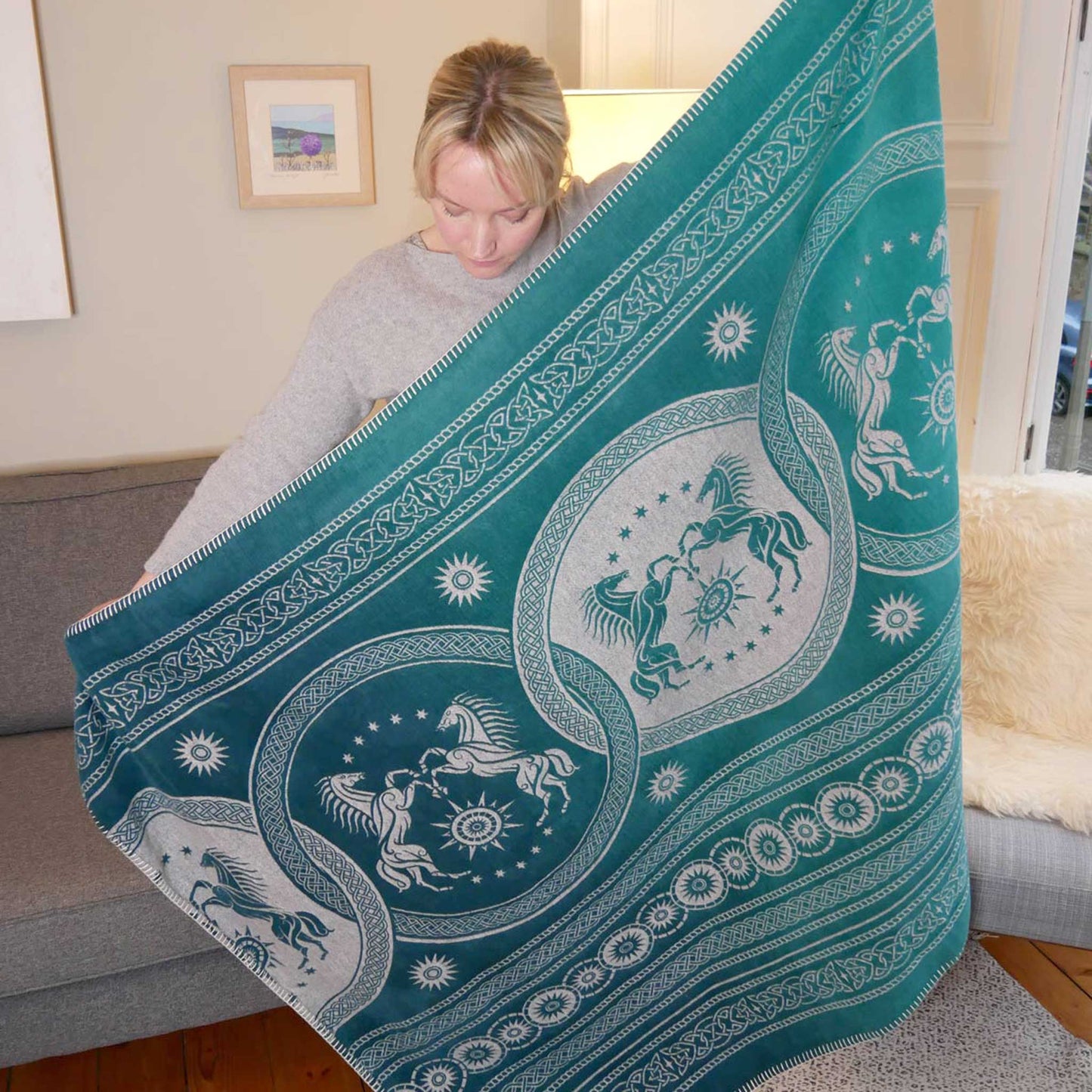 ROHAN™ 'Entwash' Yoga Blanket/Throw