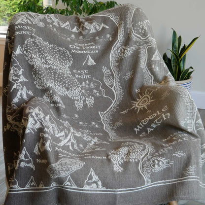 Realm of MIDDLE-EARTH™ 'Umber' Throw/Yoga Blanket